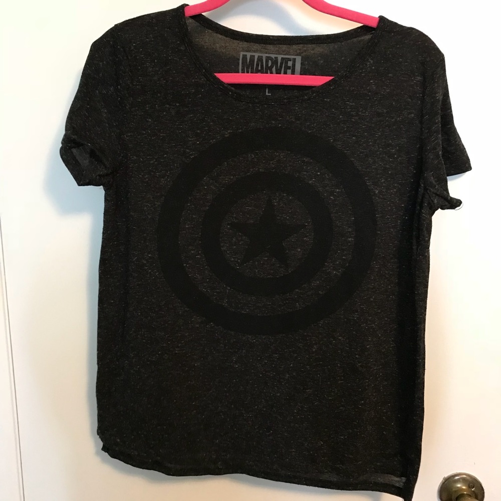 Marvel T-shirt Sz L